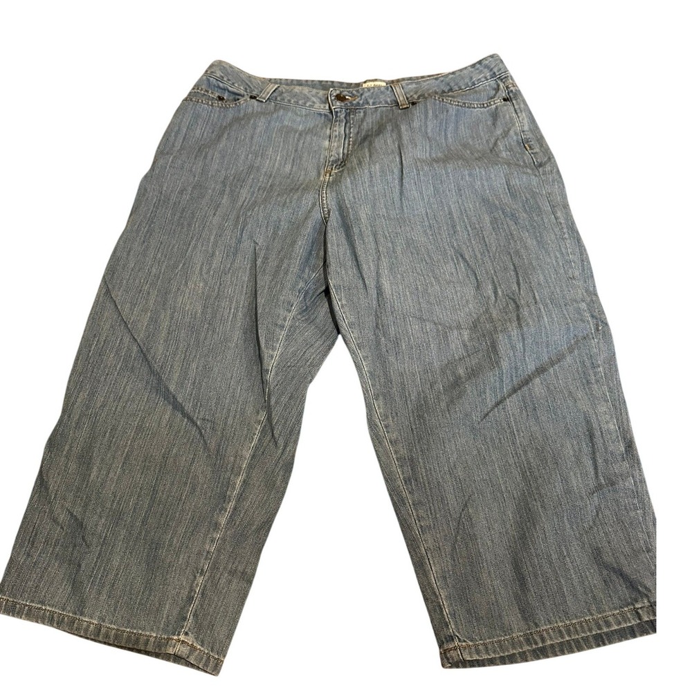 LL‎ Bean Classic Fit Denim Bermuda Shorts Light Wash Womens 18 Petite